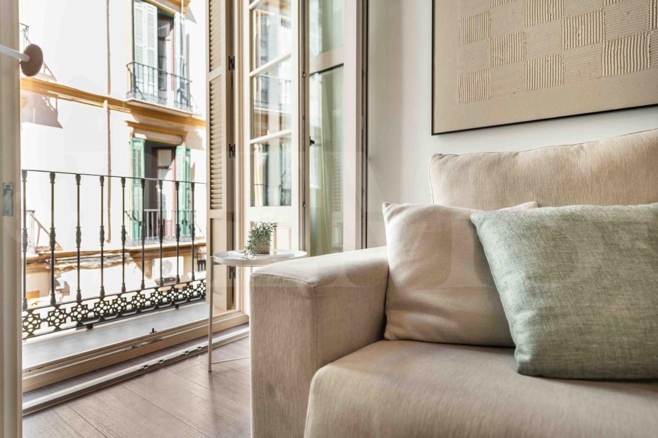 Eclectic & Elegant Apartment By Rems Málaga Exterior foto